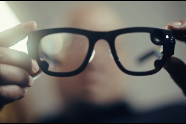 Mẫu kính Meta Project Aria cho các nhà phát triển AI